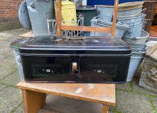 zwart emaille broodtrommel