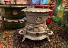 grijs emaille / gietijzer petroleumstel.